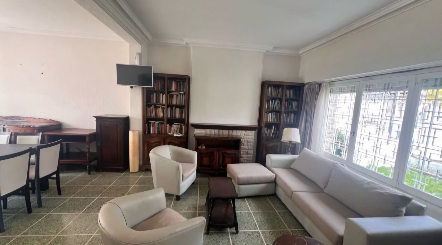 IMPORTANTE CHALET DE ESTILO C PARQUE CHAUVIN RESIDENCIAL