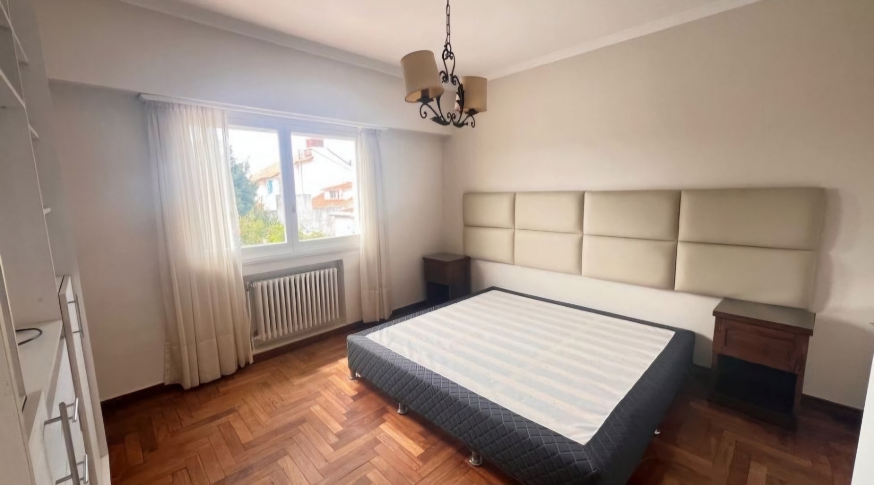 IMPORTANTE CHALET DE ESTILO C PARQUE CHAUVIN RESIDENCIAL