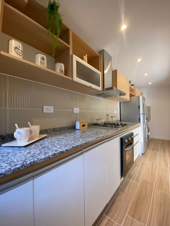 IMPERDIBLE DEPTO 3 AMB AL FTE BALCON Y COCHERA RECICLADO CENTRO