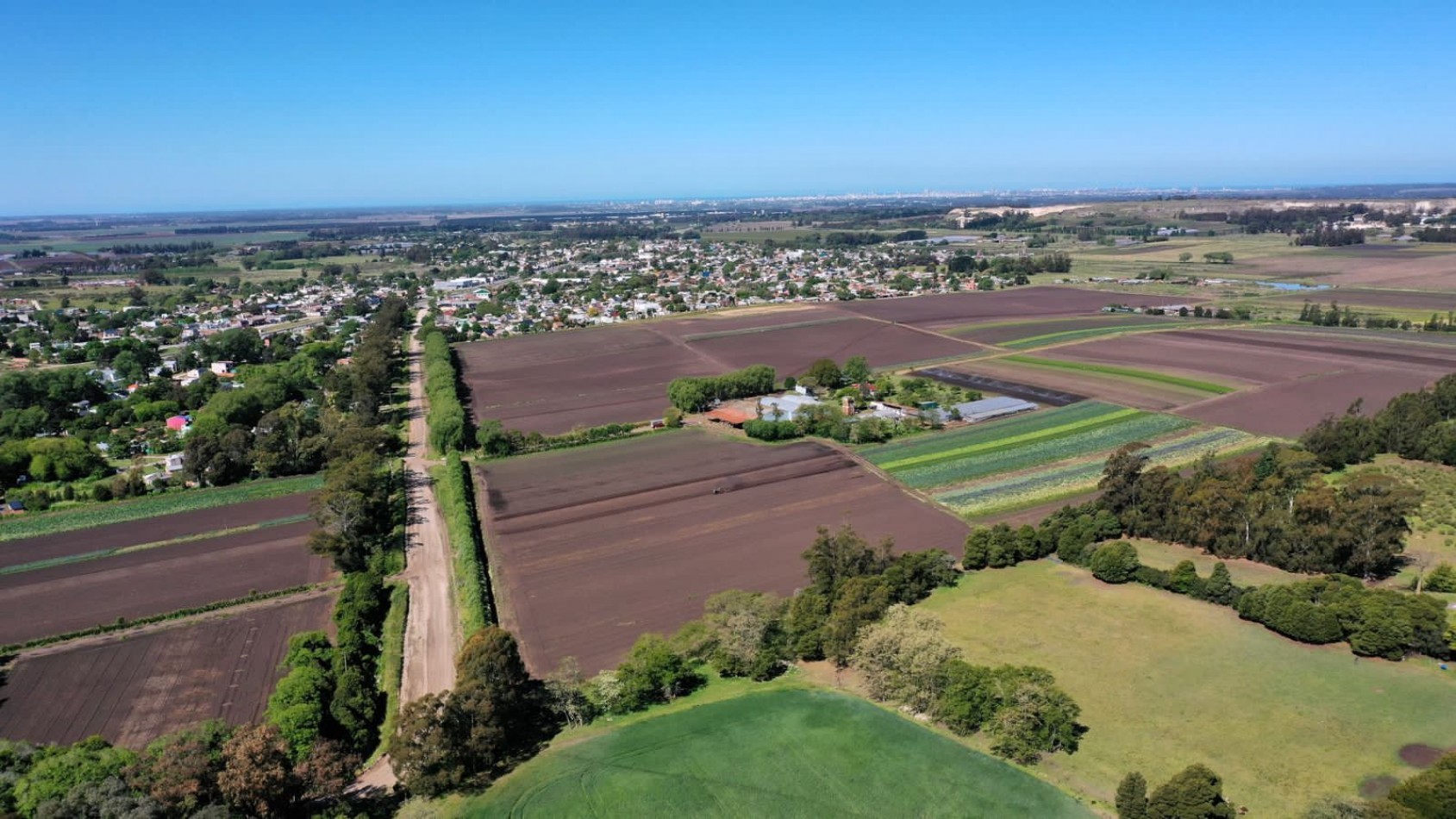 FINANCIA!!! IMPERDIBLE CAMPO AGRICOLO GANADERO 75 HAS BATAN