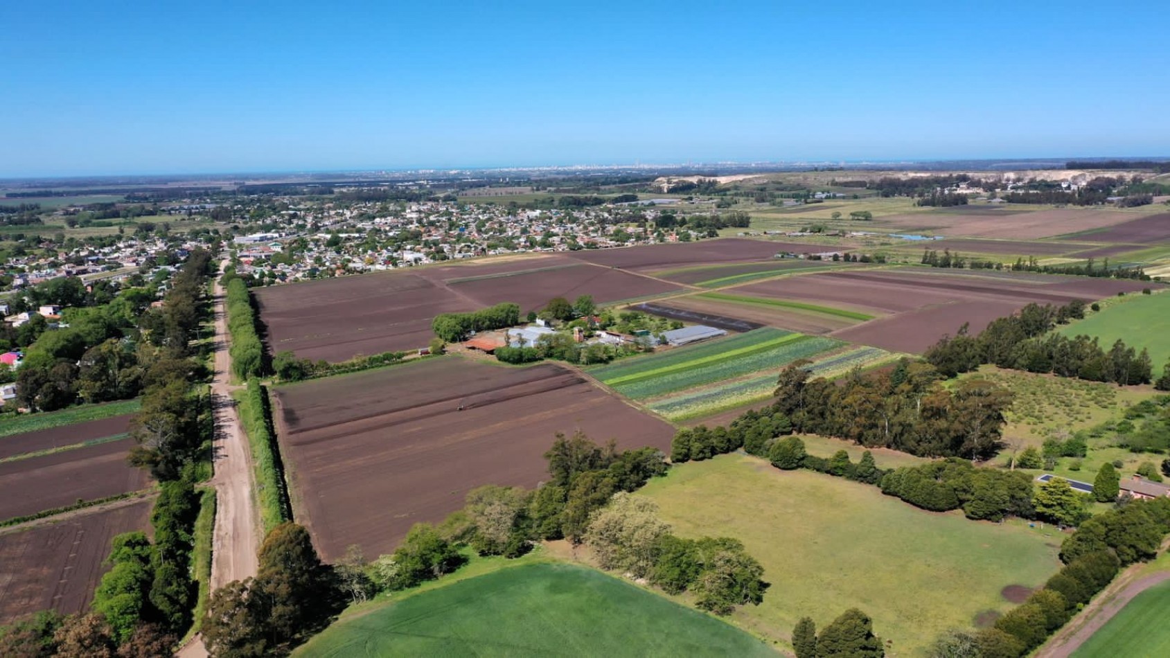 FINANCIA!!! IMPERDIBLE CAMPO AGRICOLO GANADERO 75 HAS BATAN