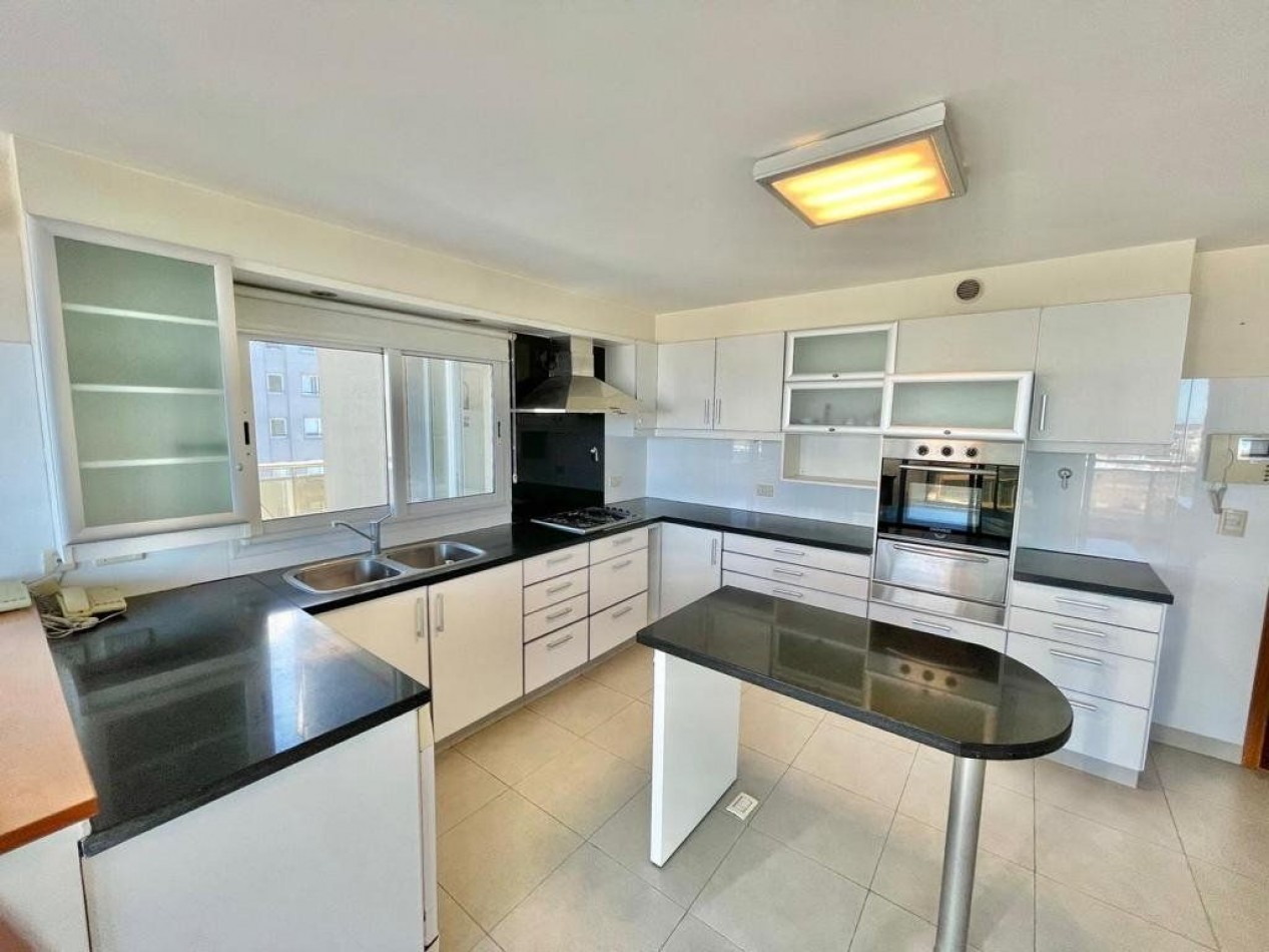 VISTA AL MAR! PENTHOUSE 4 AMB C QUINCHO Y TERRAZA PROPIA PLAYA CHICA