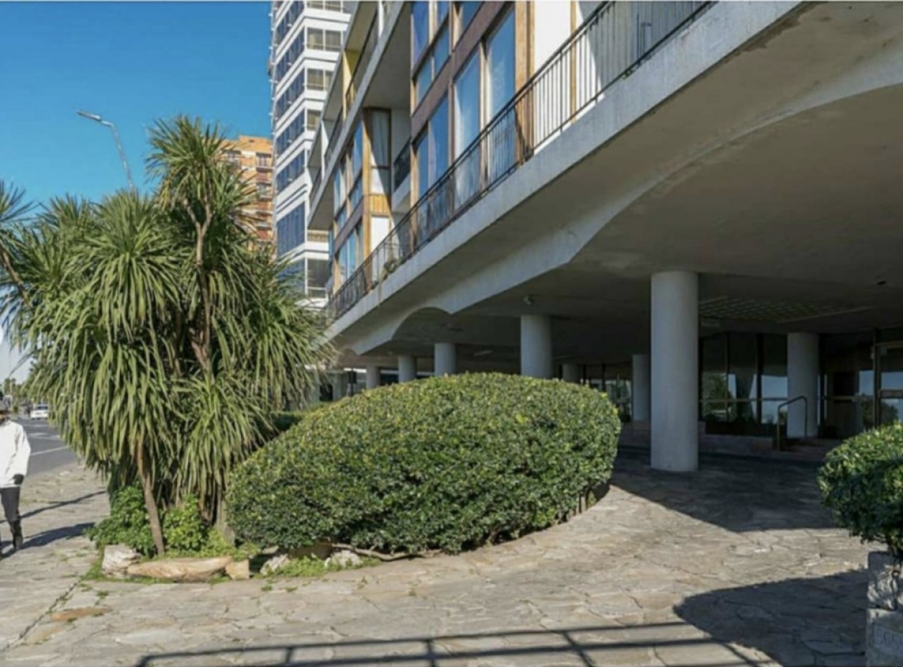 TERRAZA PALACE!!! SEMIPISO 4 AMB C DEP FRENTE AL MAR PLAYA GRANDE