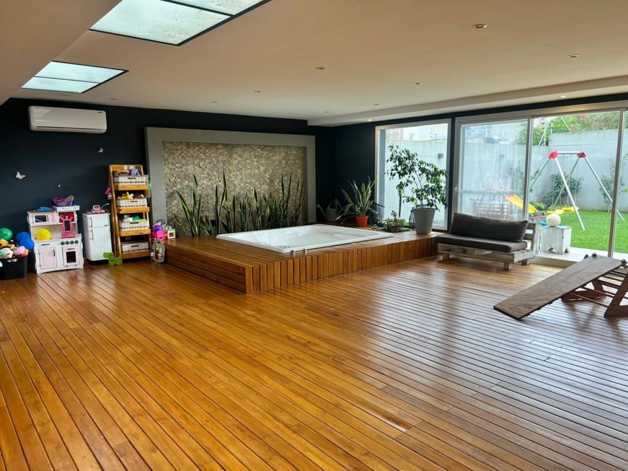 HERMOSA CASA 5 AMB CON JACUZZI Y SAUNA EN LOS PINARES