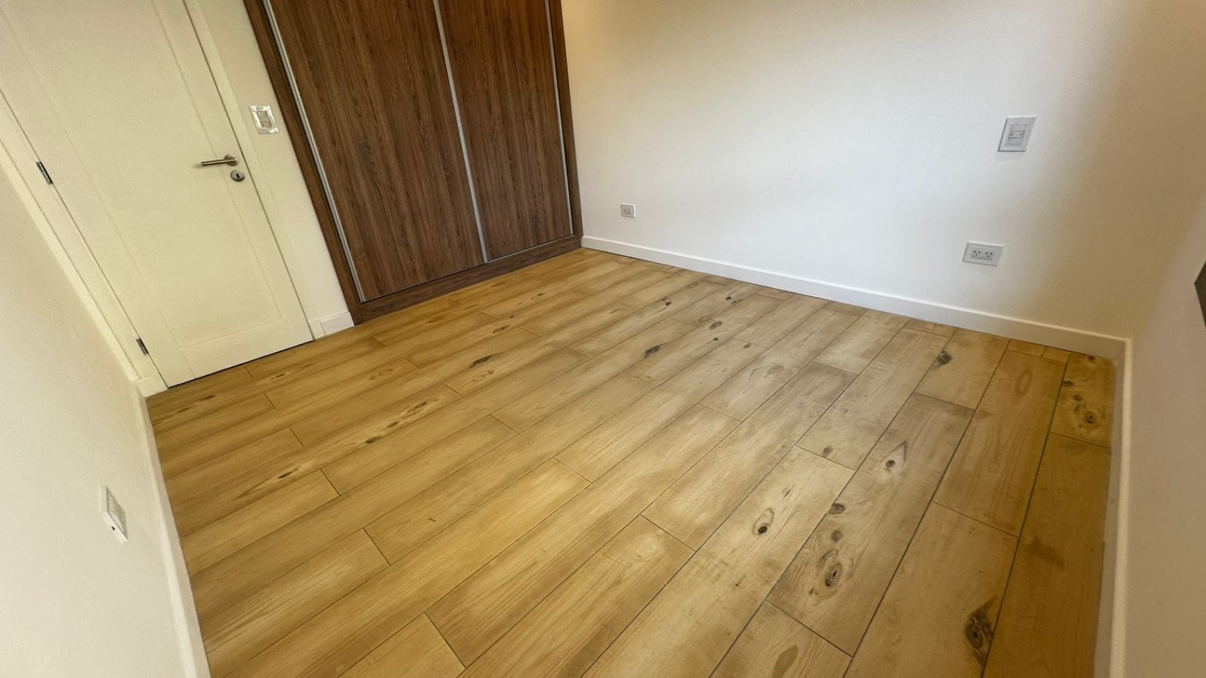 MODERNA CASA EN PH 3 AMB C PARQUE PISCINA Y DOBLE COCHERA