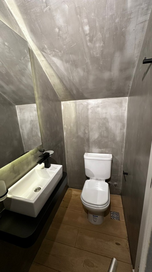 MODERNA CASA EN PH 3 AMB C PARQUE PISCINA Y DOBLE COCHERA
