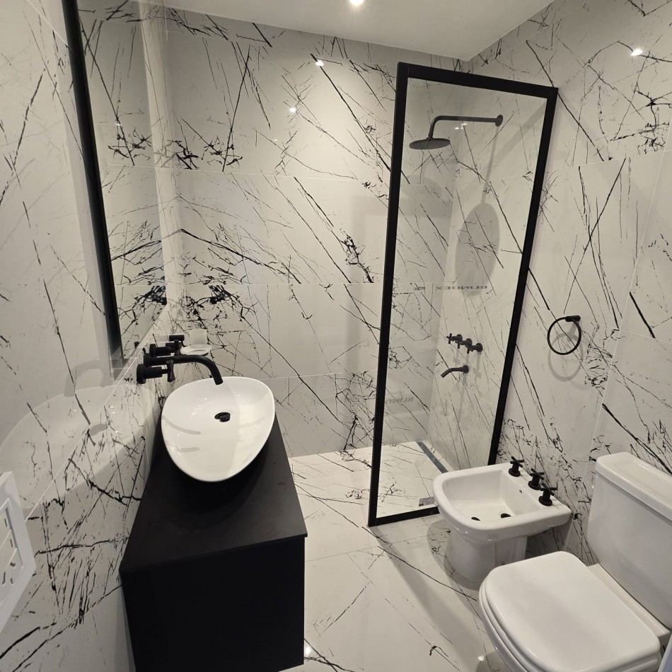MODERNA CASA EN PH 3 AMB C PARQUE PISCINA Y DOBLE COCHERA