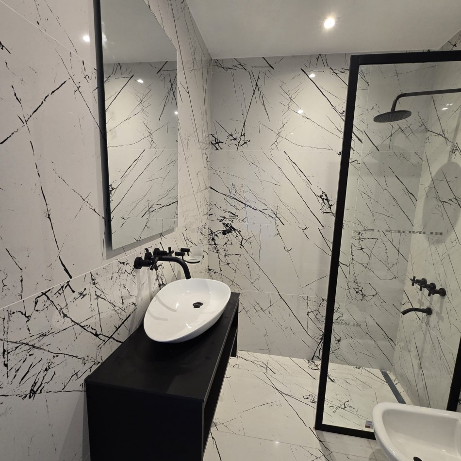 MODERNA CASA EN PH 3 AMB C PARQUE PISCINA Y DOBLE COCHERA