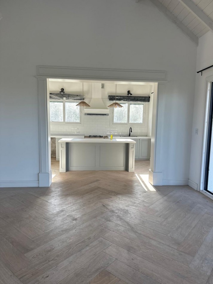 CASA 4 AMB C PLAYROOM Y PISCINA EN ALQUILER ARENAS CHICO