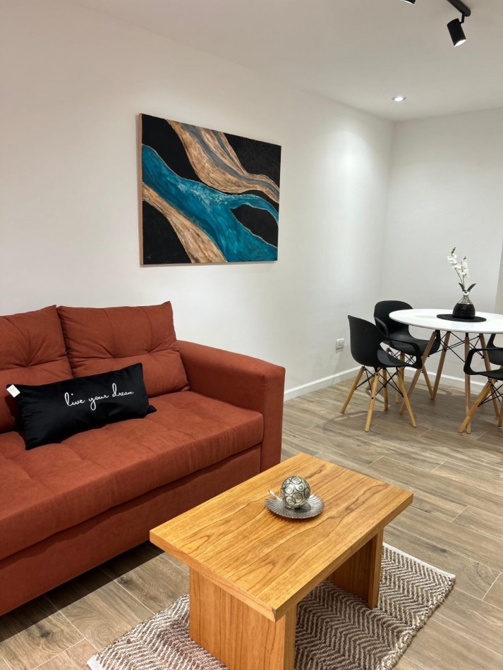 DEPTO 2 AMBIENTES AL FRENTE C BALCON TERRAZA ALDREY