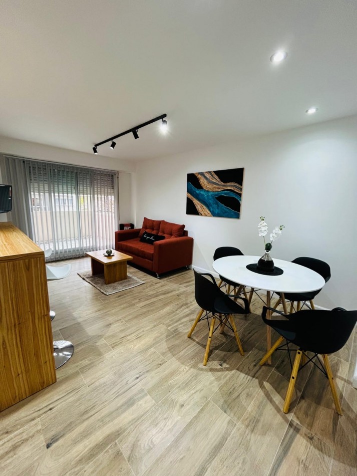 DEPTO 2 AMBIENTES AL FRENTE C BALCON TERRAZA ALDREY