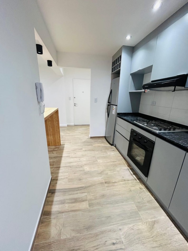 DEPTO 2 AMBIENTES AL FRENTE C BALCON TERRAZA ALDREY