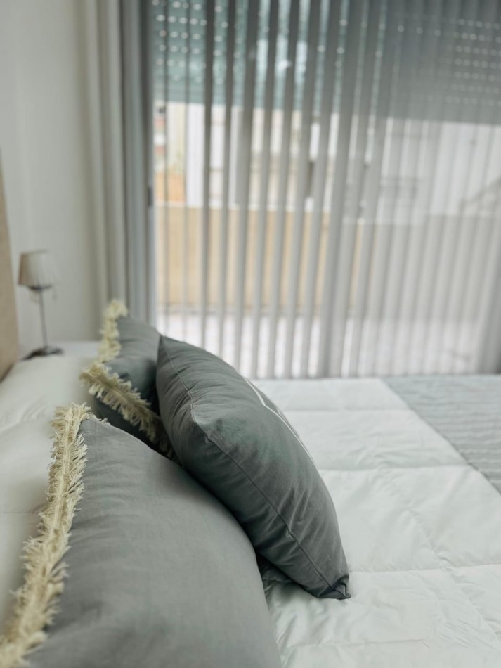 DEPTO 2 AMBIENTES AL FRENTE C BALCON TERRAZA ALDREY