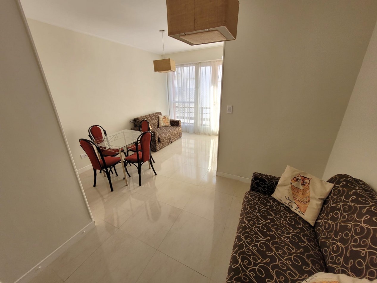 DEPTO 1 AMB Y MEDIO C BALCON FRANCES AMOBLADO CENTRO