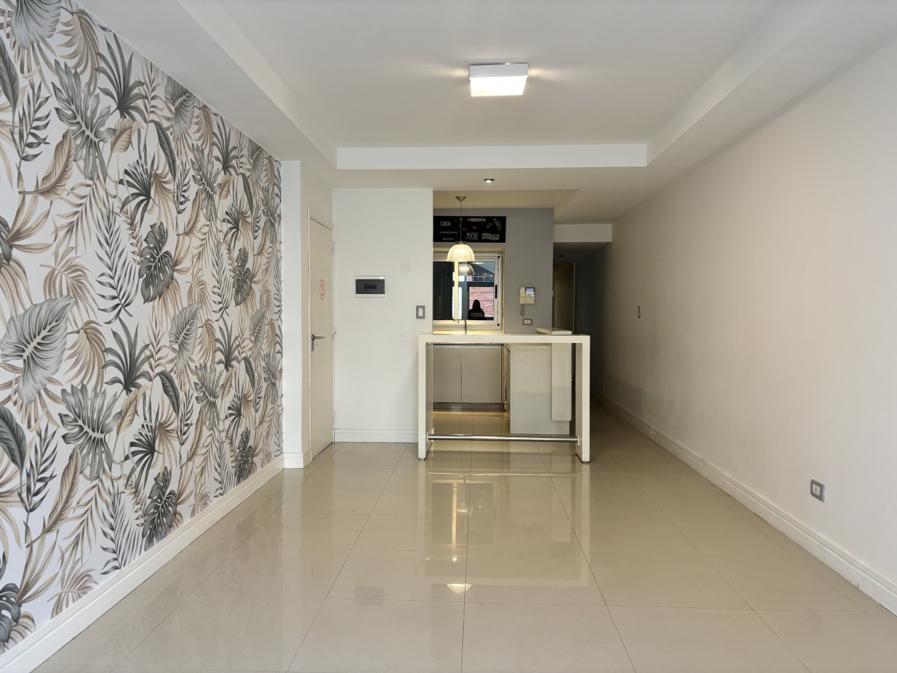 ()OPORTUNIDAD!! LINEHOUSE SEMIPISO 3 AMB CON PATIO PLAZA MITRE