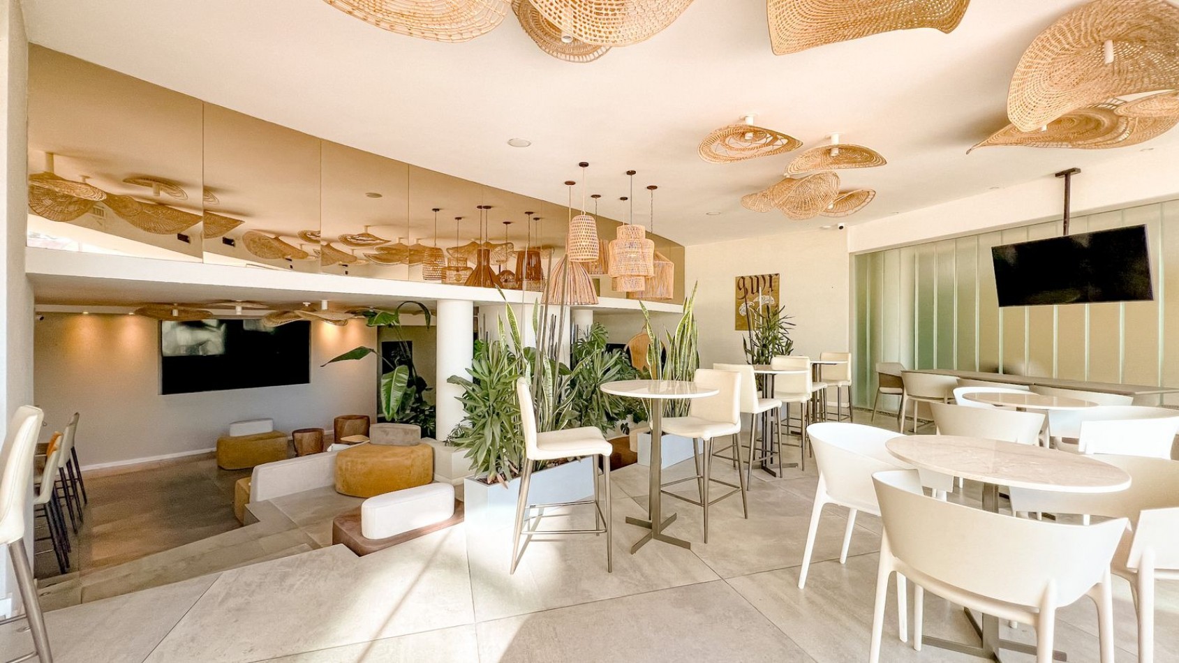 MARAL EXPLANADA!!! VISTA PANORAMICA AL MAR. DEPTO 3 AMB FULL AMENITIES PLAYA CHICA