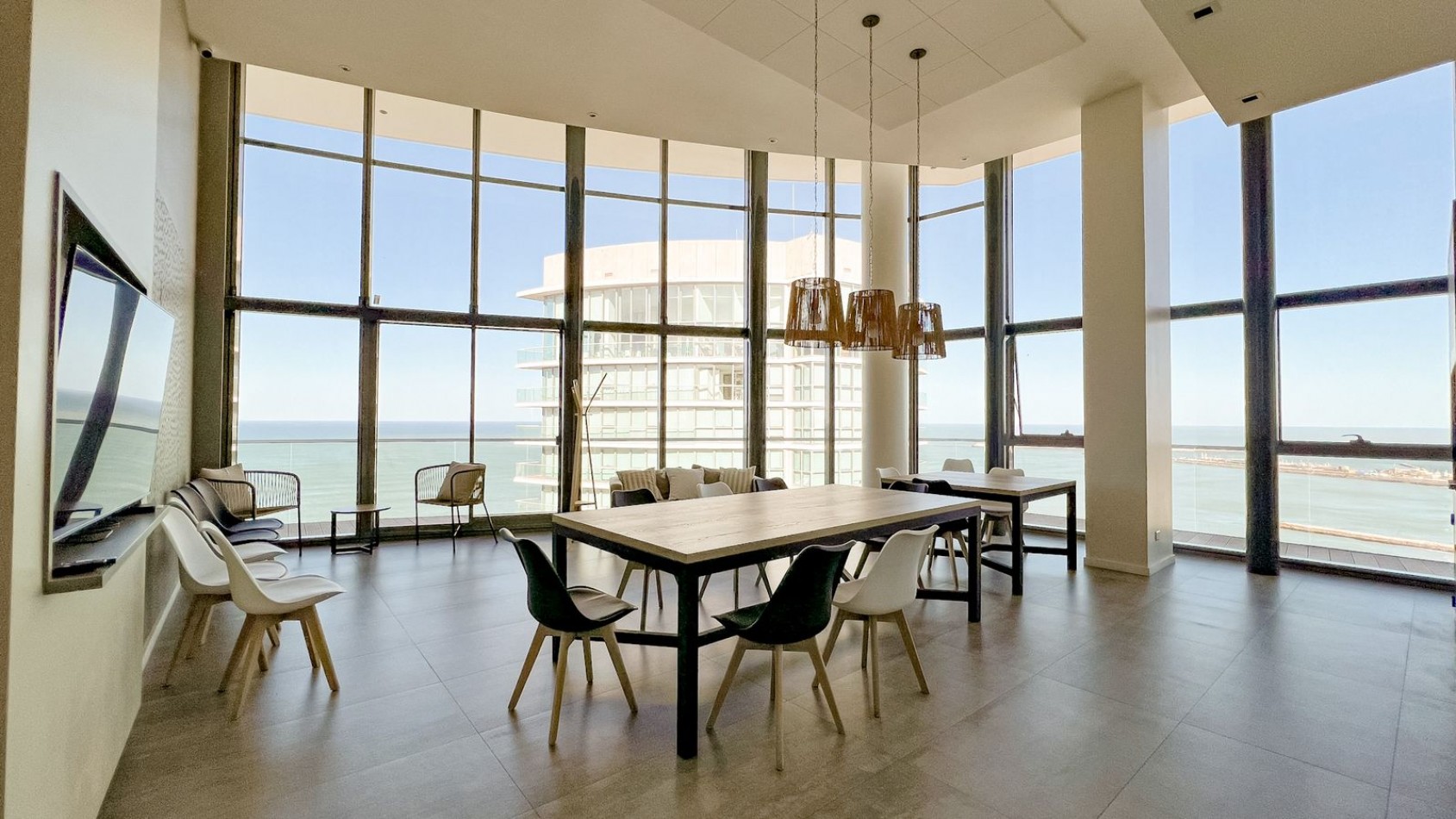 MARAL EXPLANADA!!! VISTA PANORAMICA AL MAR. DEPTO 3 AMB FULL AMENITIES PLAYA CHICA