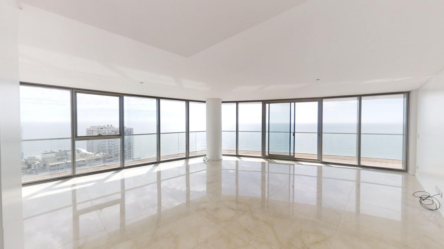 MARAL EXPLANADA!!! VISTA AL MAR PENTHOUSE 4 AMB PLAYA CHICA