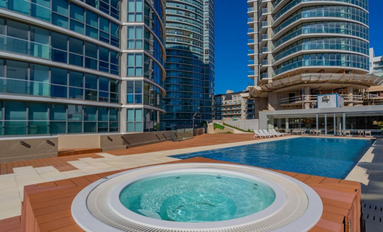 MARAL EXPLANADA!!! VISTA AL MAR PENTHOUSE 4 AMB PLAYA CHICA