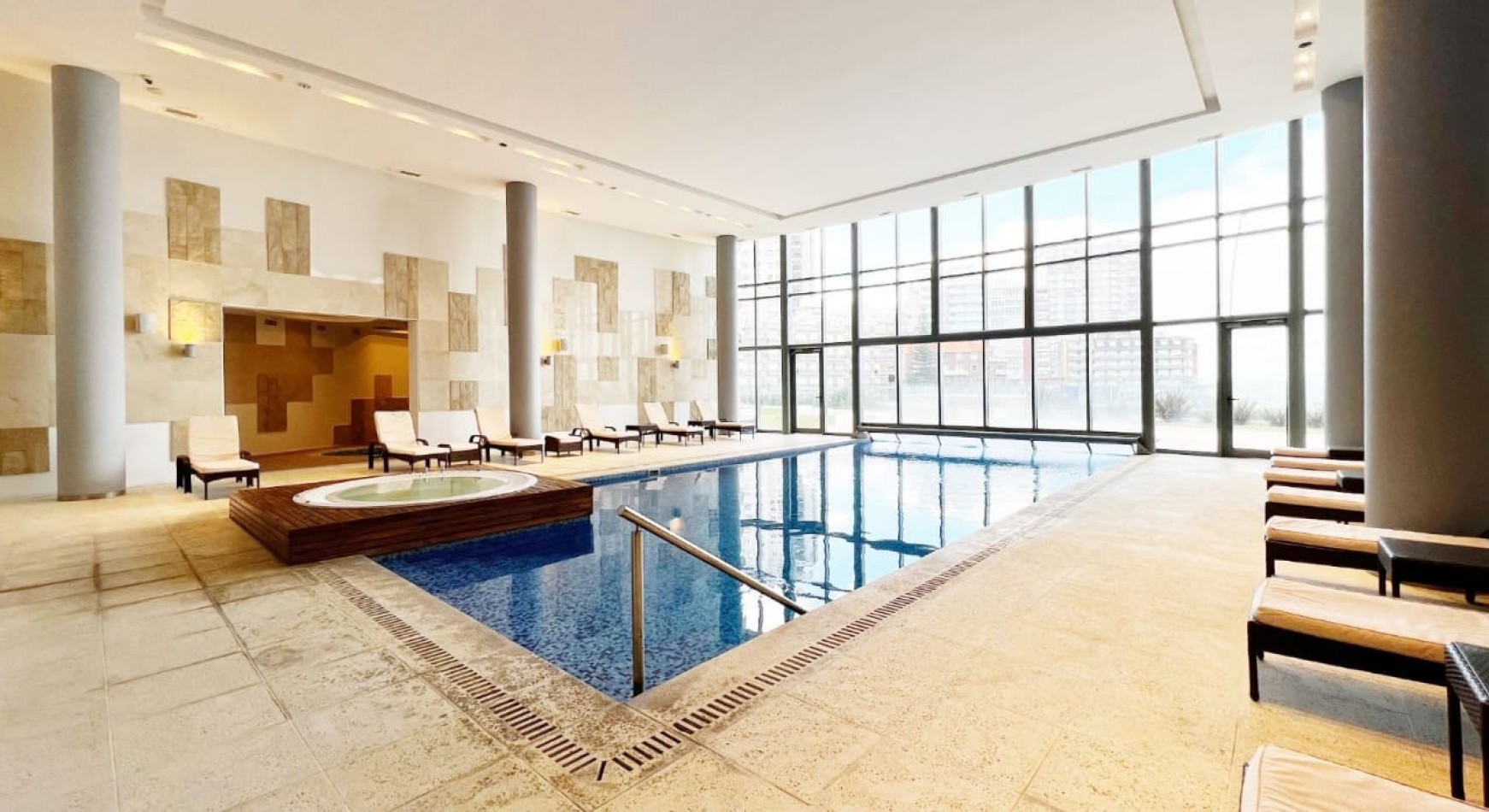 MARAL EXPLANADA!!! VISTA AL MAR PENTHOUSE 5 AMB FULL AMENITIES PLAYA CHICA