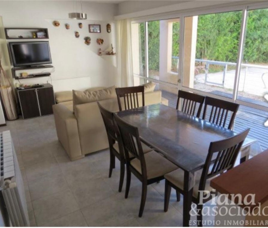 ESPECTACULAR!!! TRIPLEX 4 AMB C PISCINA PINAMAR