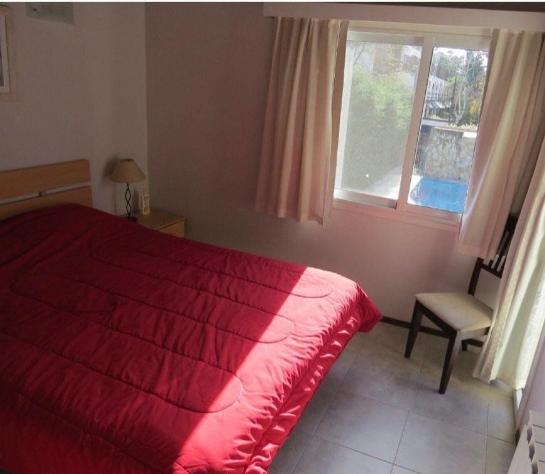 ESPECTACULAR!!! TRIPLEX 4 AMB C PISCINA PINAMAR