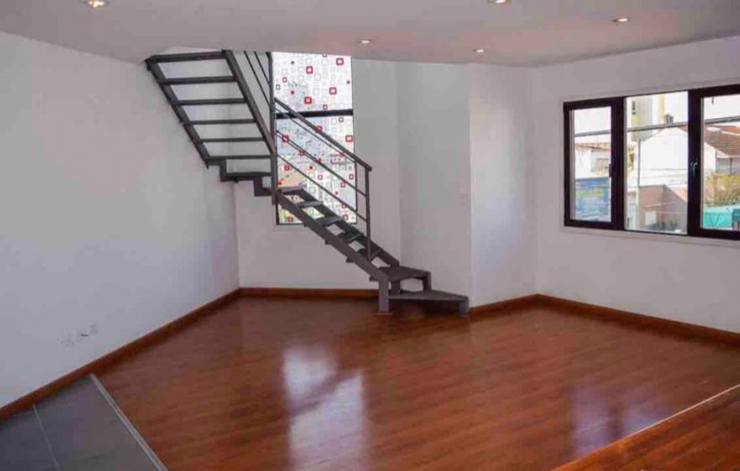 MODERNO!!! DUPLEX 3 AMBIENTES CON COCHERA APTO CREDITO CHAUVIN