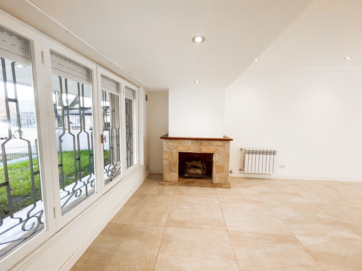 -EXCELENTE CHALET 5 AMB RECICLADO A NUEVO PARQUE LURO