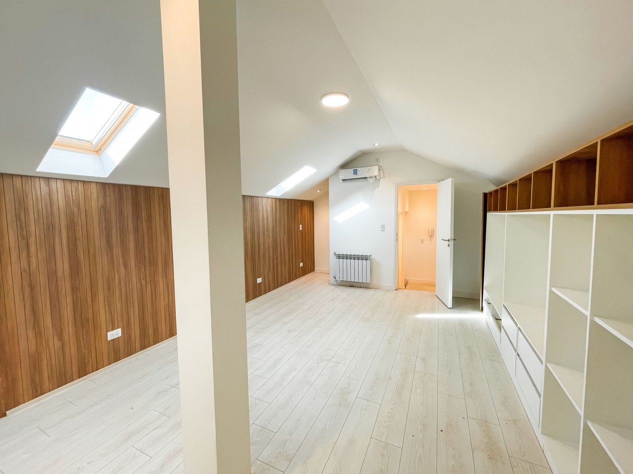 -EXCELENTE CHALET 5 AMB RECICLADO A NUEVO PARQUE LURO