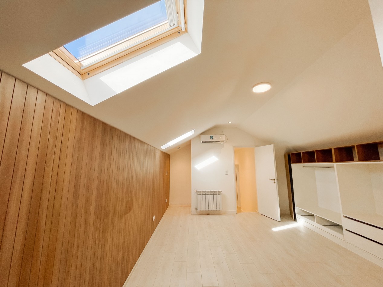 -EXCELENTE CHALET 5 AMB RECICLADO A NUEVO PARQUE LURO