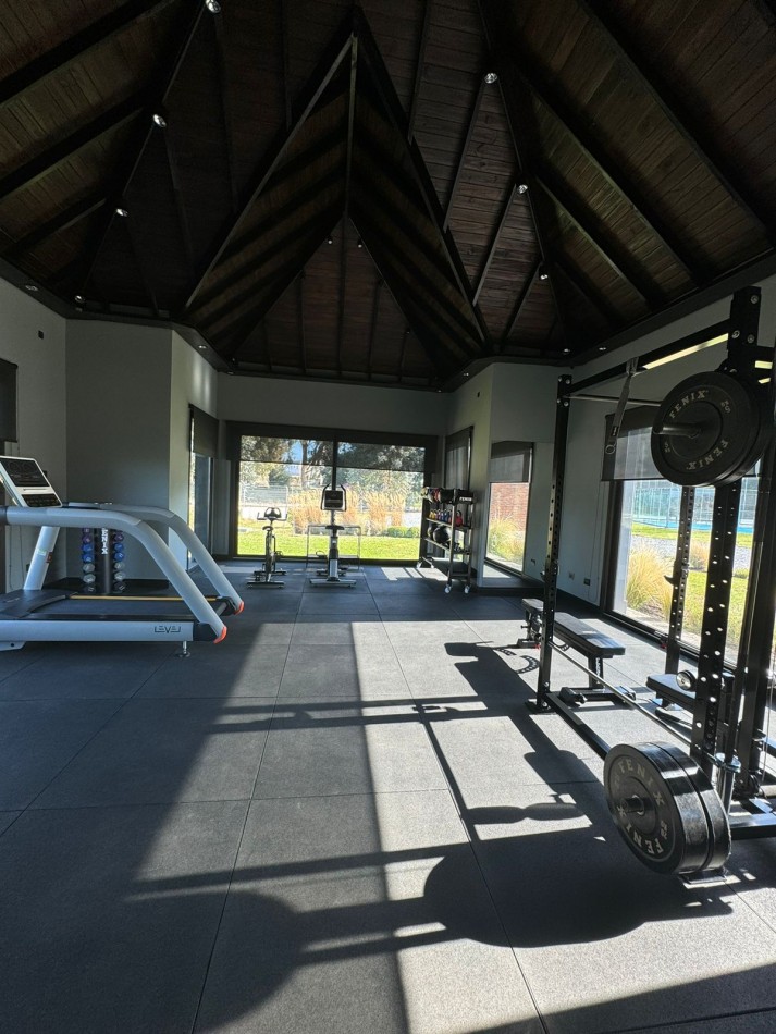 EXCELENTE LOTE CASONAS DEL HARAS LAS LOMADAS