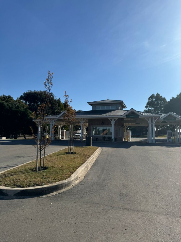 EXCELENTE LOTE CASONAS DEL HARAS LAS LOMADAS