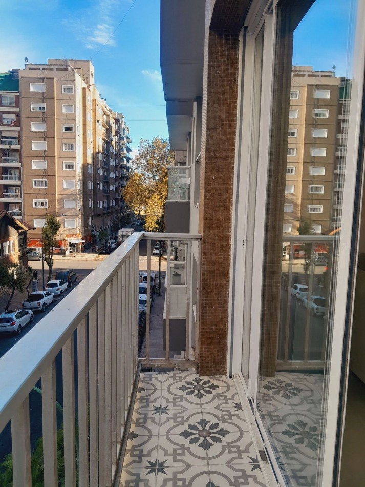 DEPARTAMENTO 3 AMB RECICLADO A LA CALLE C BALCON PLAZA MITRE