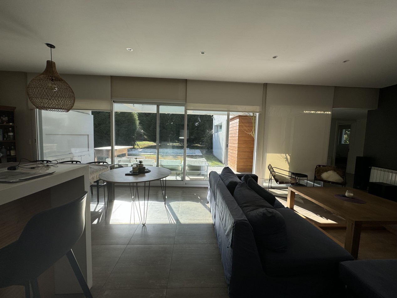INCREIBLE!!! CASA 4 AMB CON PISCINA EN BARRIO PRIVADO RUMENCO