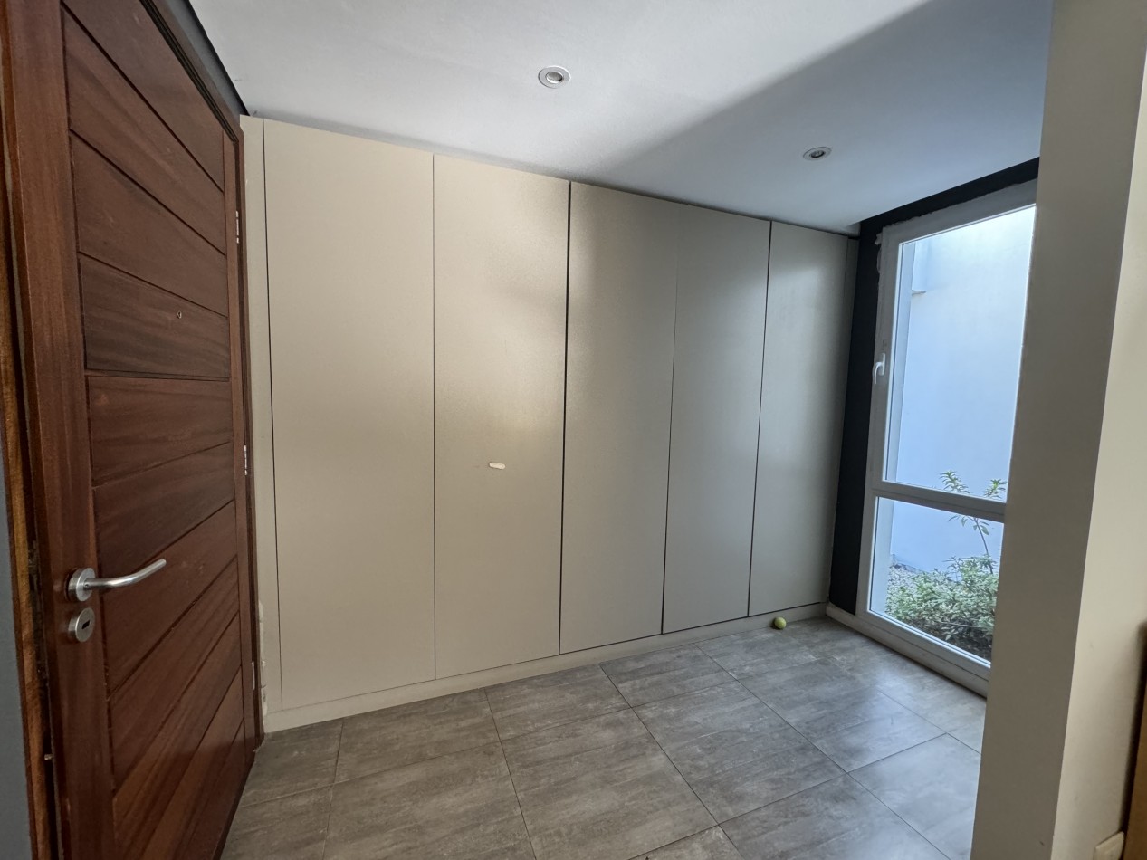 INCREIBLE!!! CASA 4 AMB CON PISCINA EN BARRIO PRIVADO RUMENCO