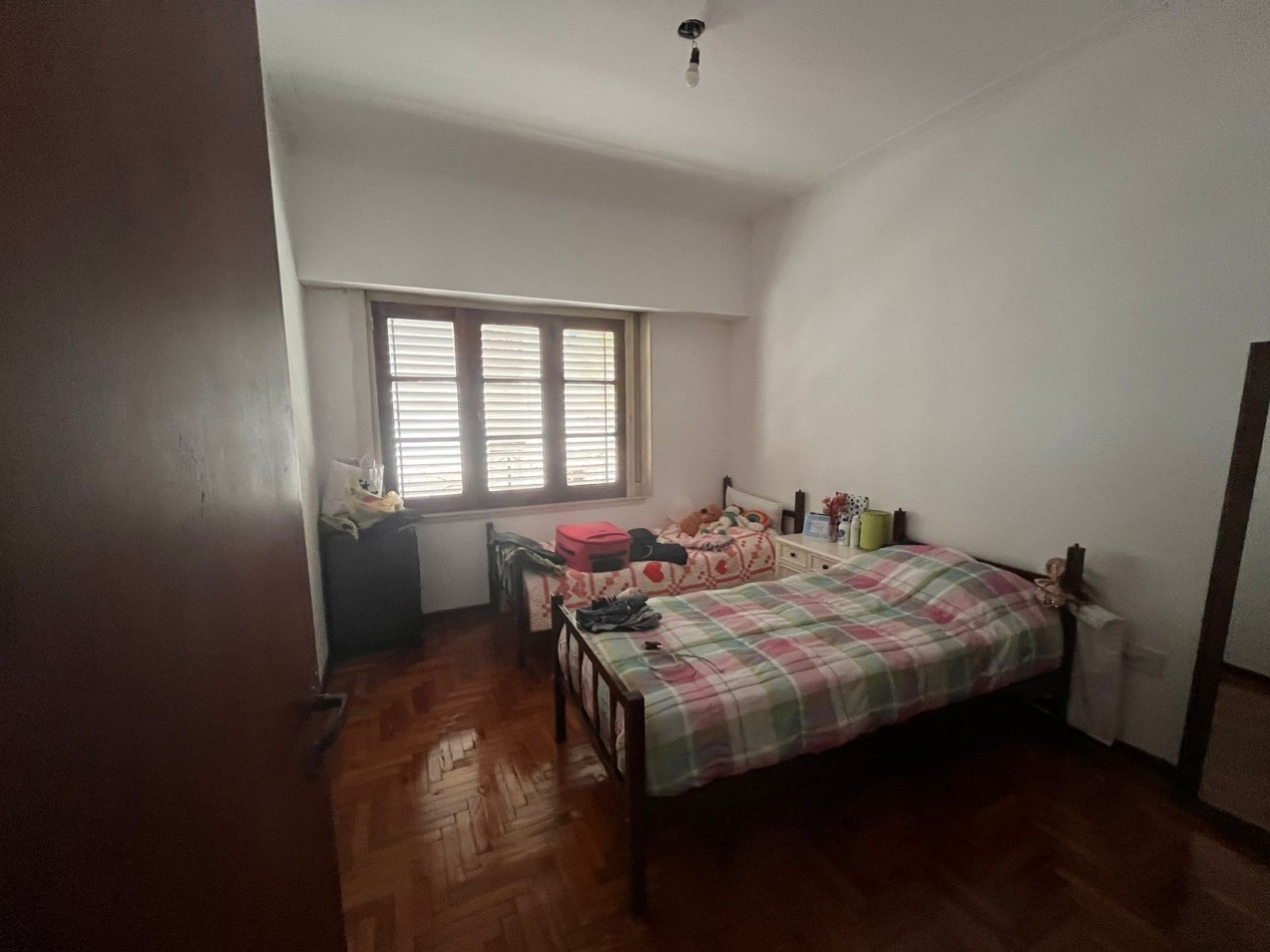 PERMUTA EN MDQ!!! PISO 4 AMBIENTES CON TERRAZA Y COCHERA EN CIUDAD DE LA PLATA