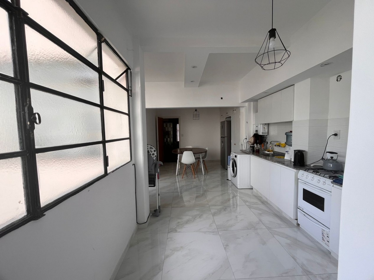 PERMUTA EN MDQ!!! PISO 4 AMBIENTES CON TERRAZA Y COCHERA EN CIUDAD DE LA PLATA