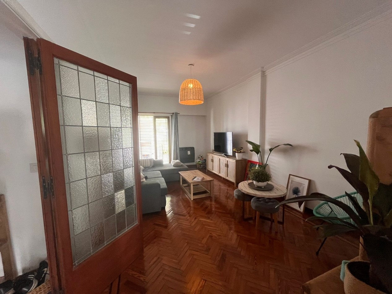 PERMUTA EN MDQ!!! PISO 4 AMBIENTES CON TERRAZA Y COCHERA EN CIUDAD DE LA PLATA
