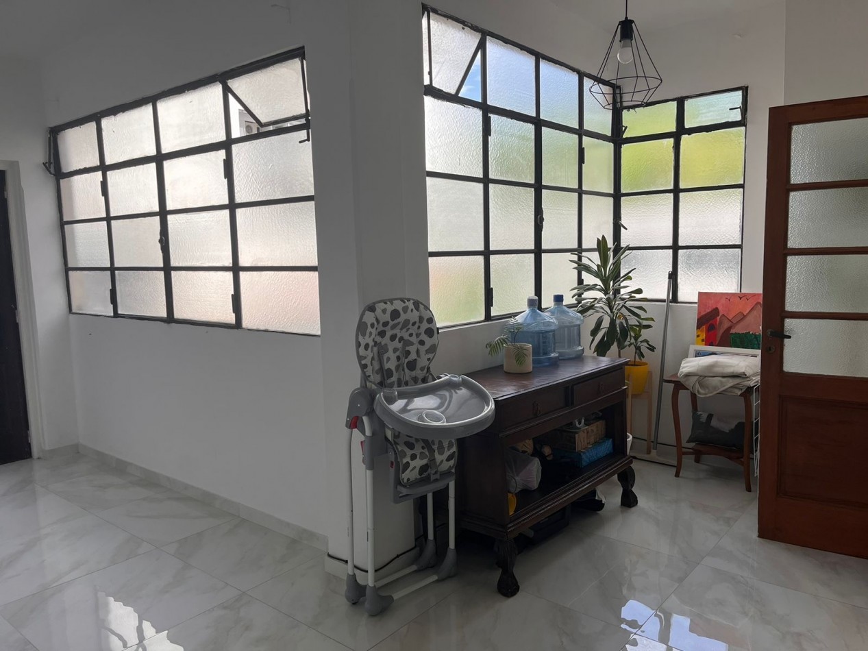 PERMUTA EN MDQ!!! PISO 4 AMBIENTES CON TERRAZA Y COCHERA EN CIUDAD DE LA PLATA
