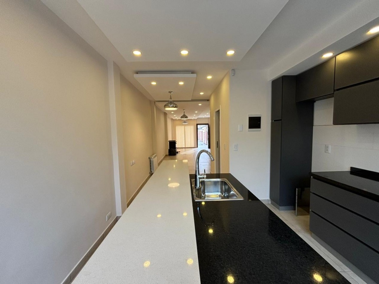 NUEVO!!! DUPLEX 4 AMB C TROTADORA RECICLADO PARQUE LURO