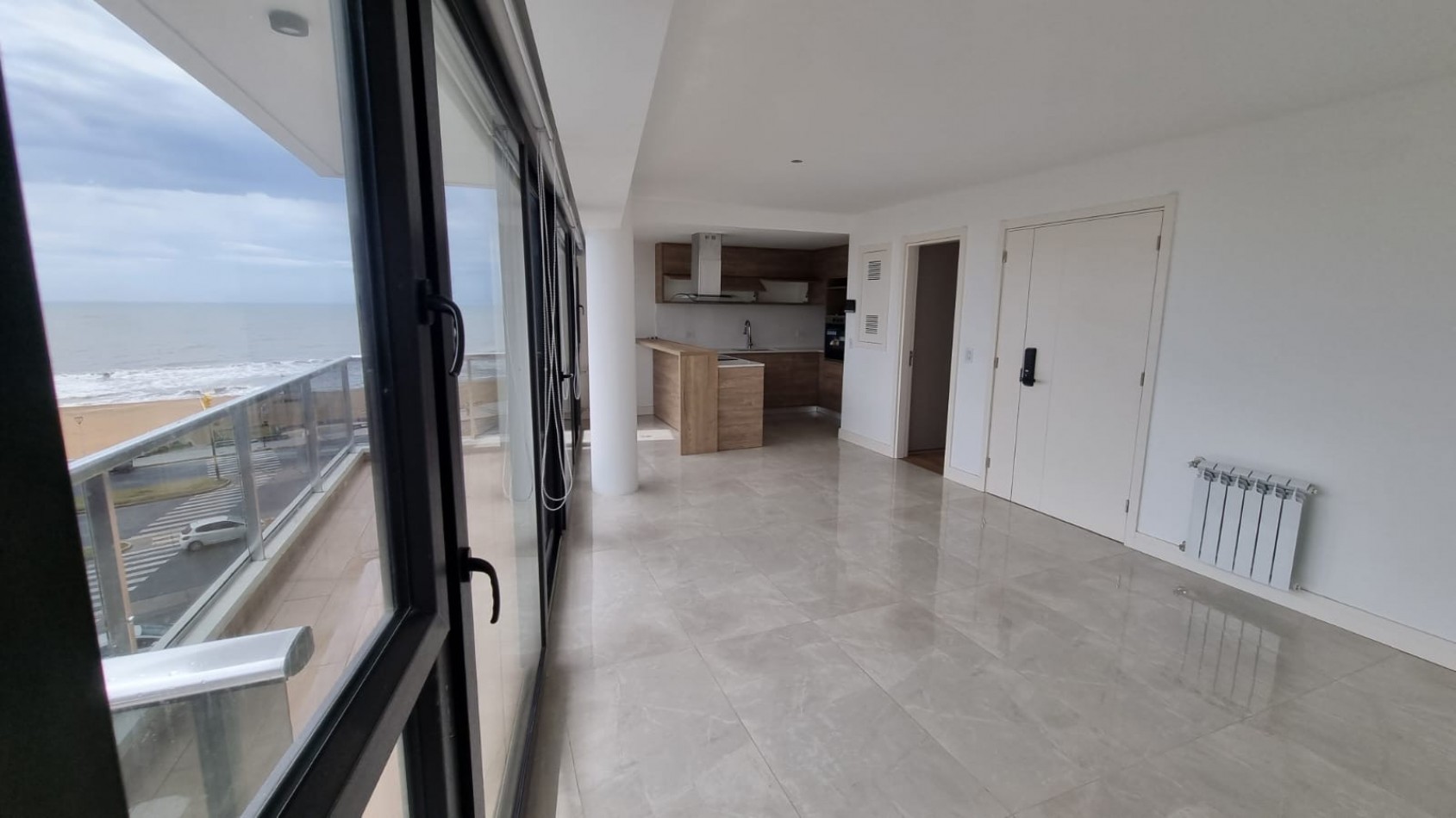 VENTA HERMOSO DEPARTAMENTO A ESTRENAR 3 AMBIENTE CON VISTA AL MAR ZONA UNZUE