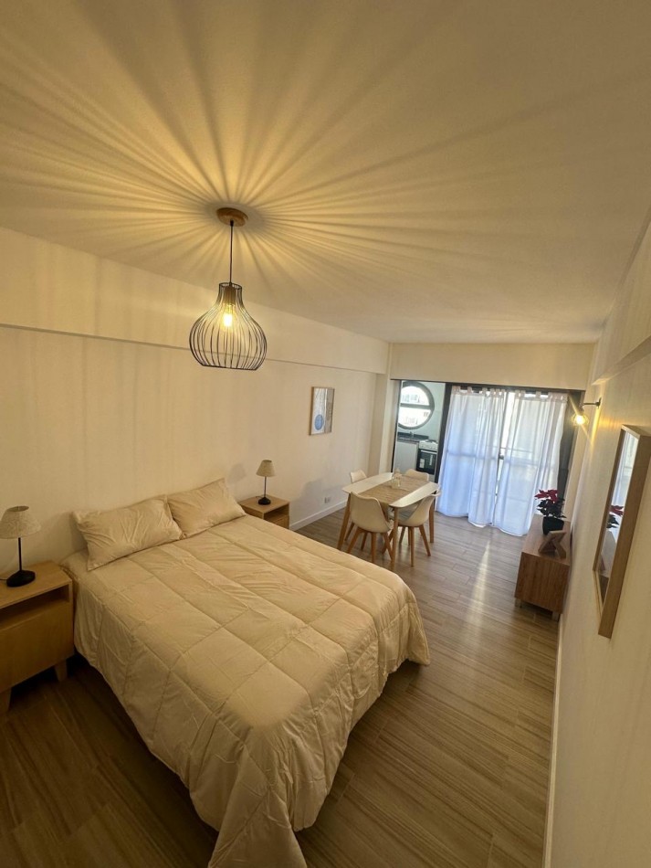 DEPARTAMENTO 1 AMB A LA CALLE C BALCON RECICLADO PLAZA COLON