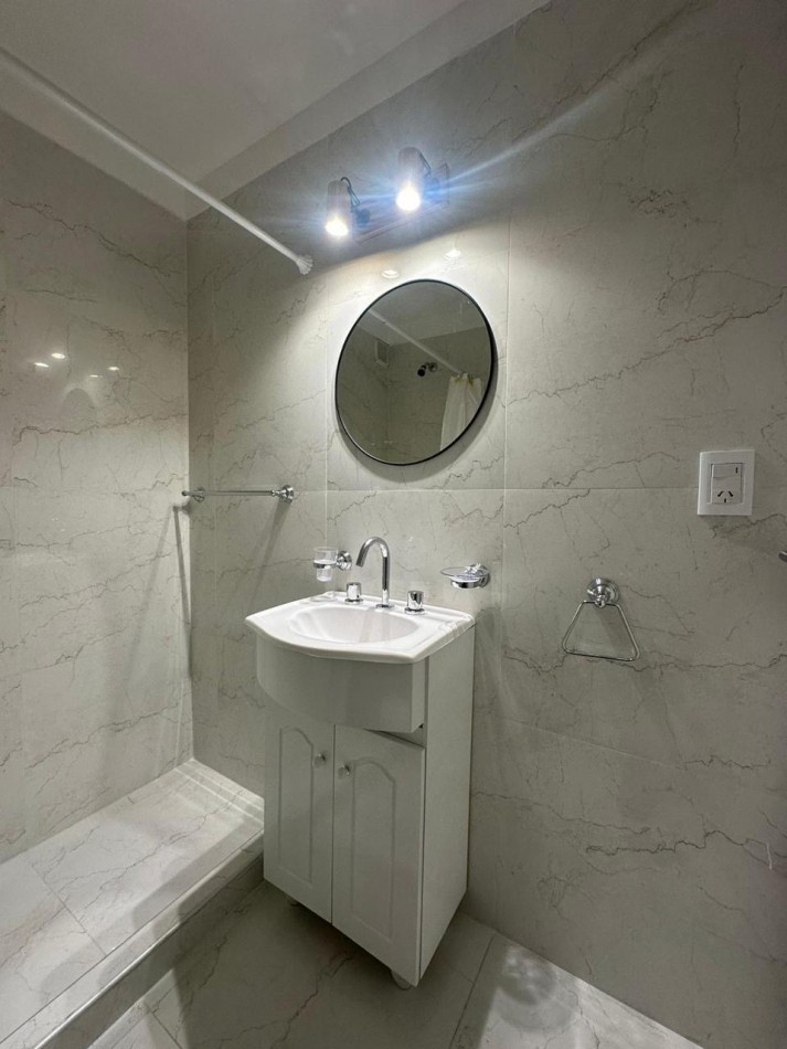 DEPARTAMENTO 1 AMB A LA CALLE C BALCON RECICLADO PLAZA COLON