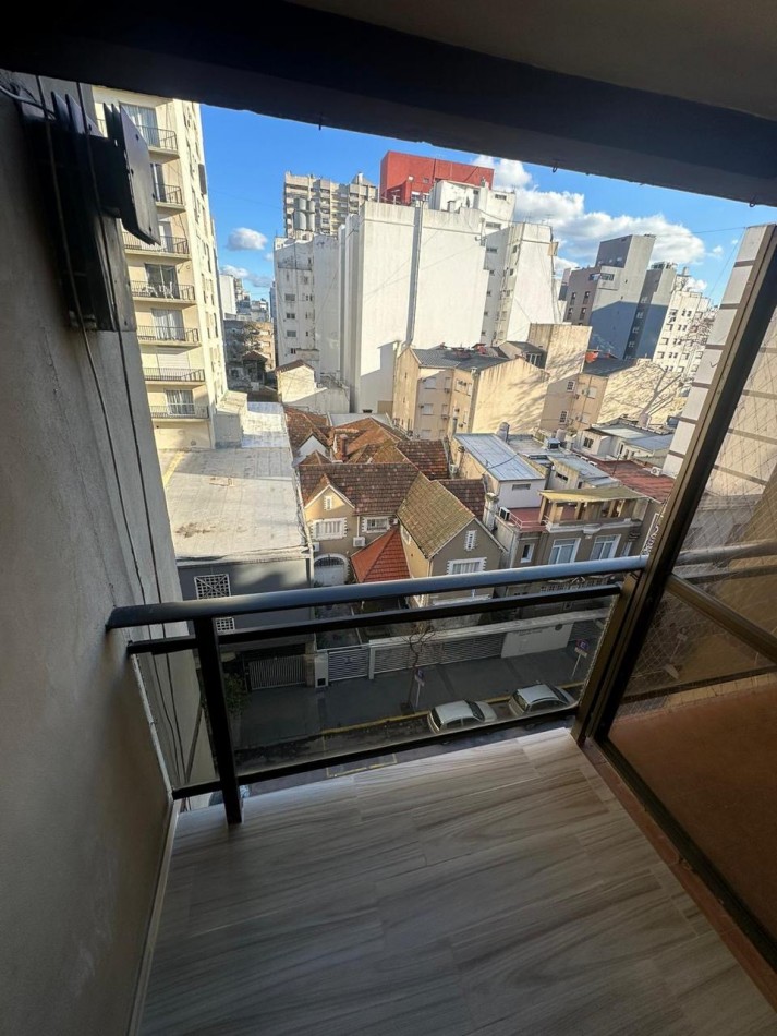 DEPARTAMENTO 1 AMB A LA CALLE C BALCON RECICLADO PLAZA COLON