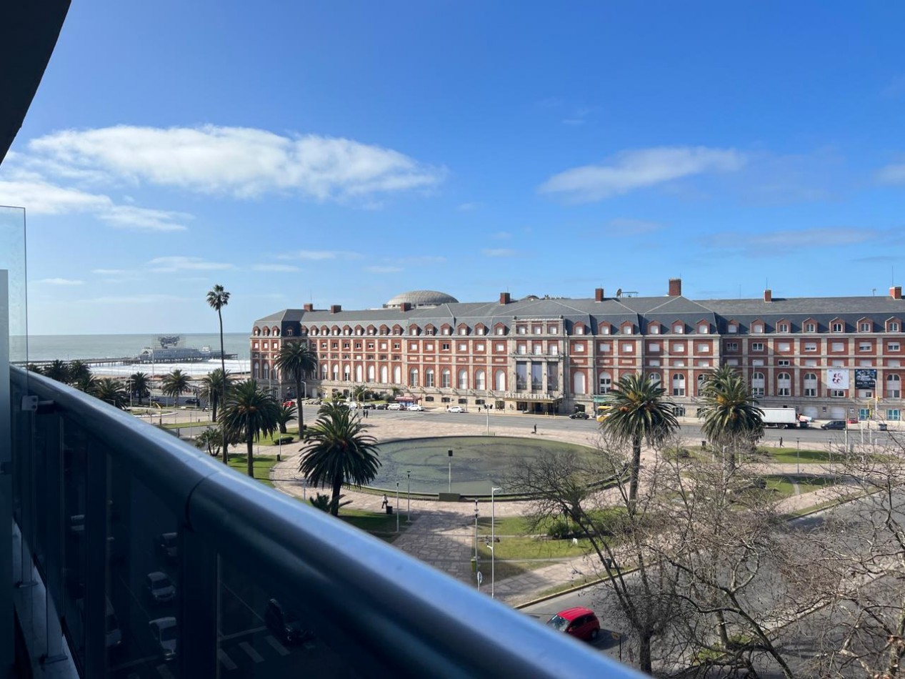 EDIFICIO NOVECCENTO!!! DEPTO 2 AMB C VISTA PANORAMICA FRENTE A PLAZA COLON