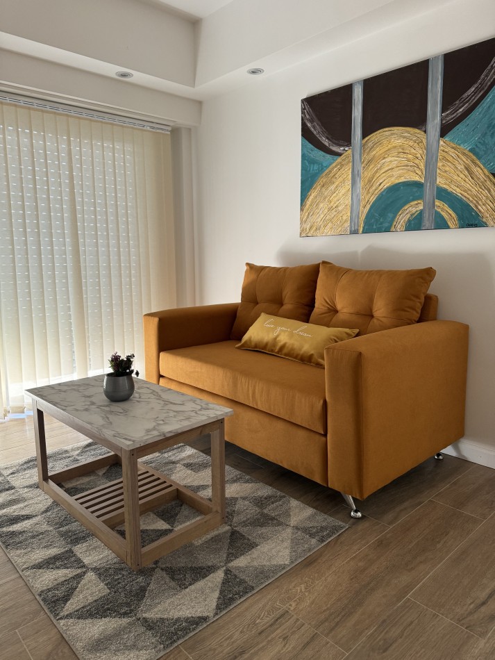 VENTA DEPTO DOS AMBIENTES AL FRENTE CON BALCON