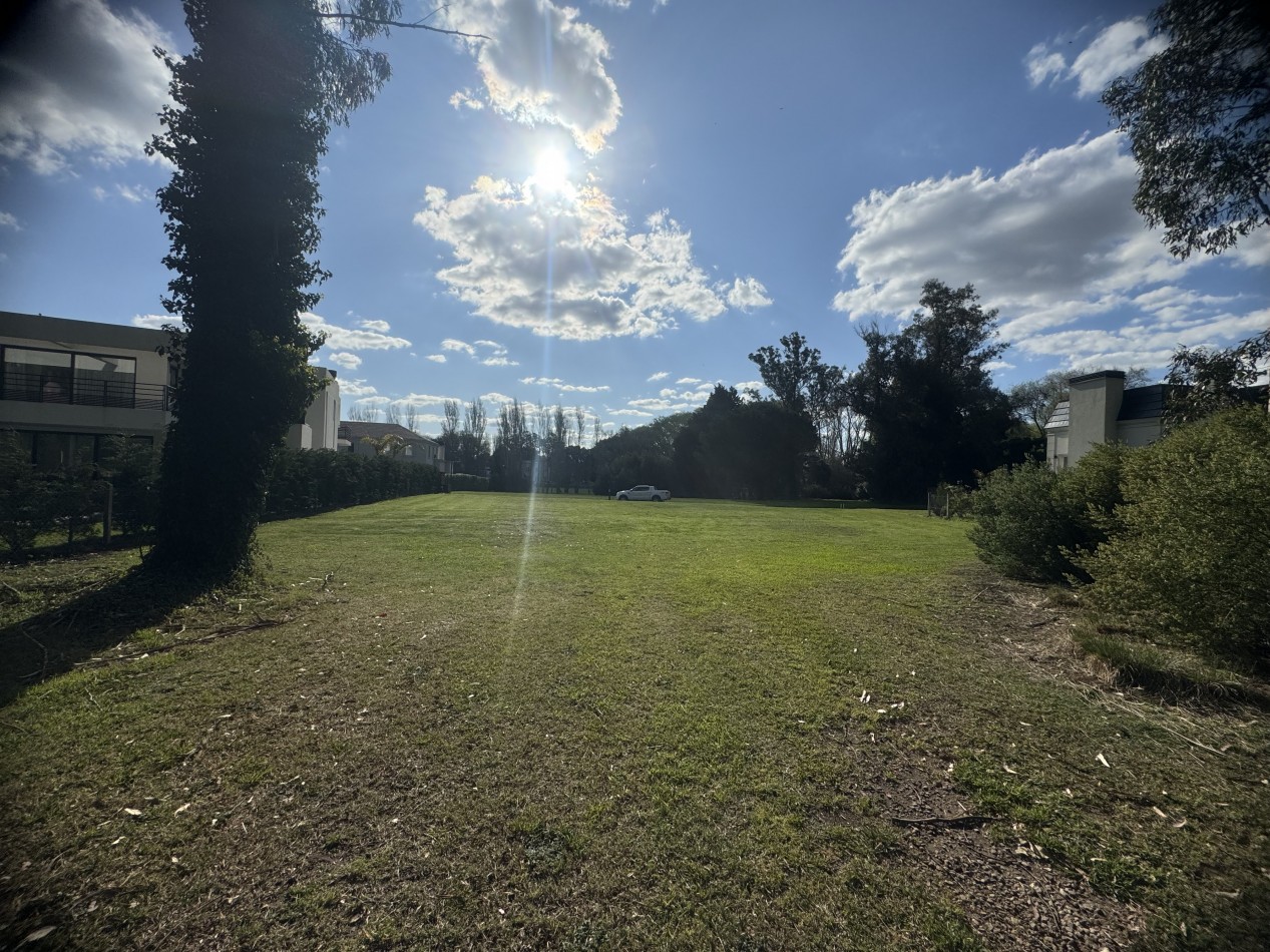 LOTE EN VENTA EN EXCELENTE UBICACION BARRIO PRIVADO EN RUMENCO