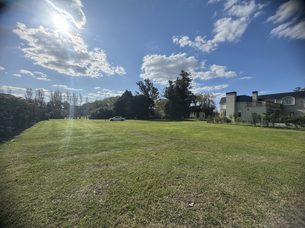 LOTE EN VENTA EN EXCELENTE UBICACION BARRIO PRIVADO EN RUMENCO