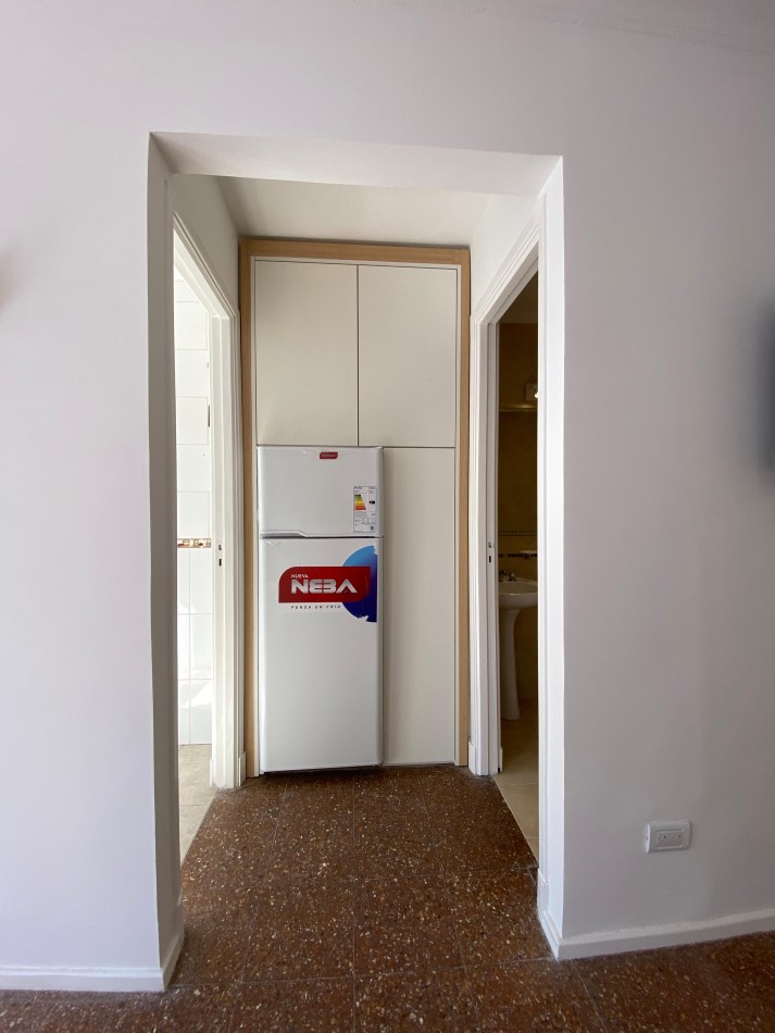 EXCELENTE LOFT DIVISIBLE 28 M2 C BALCON RECICLADO ZONA GUEMES