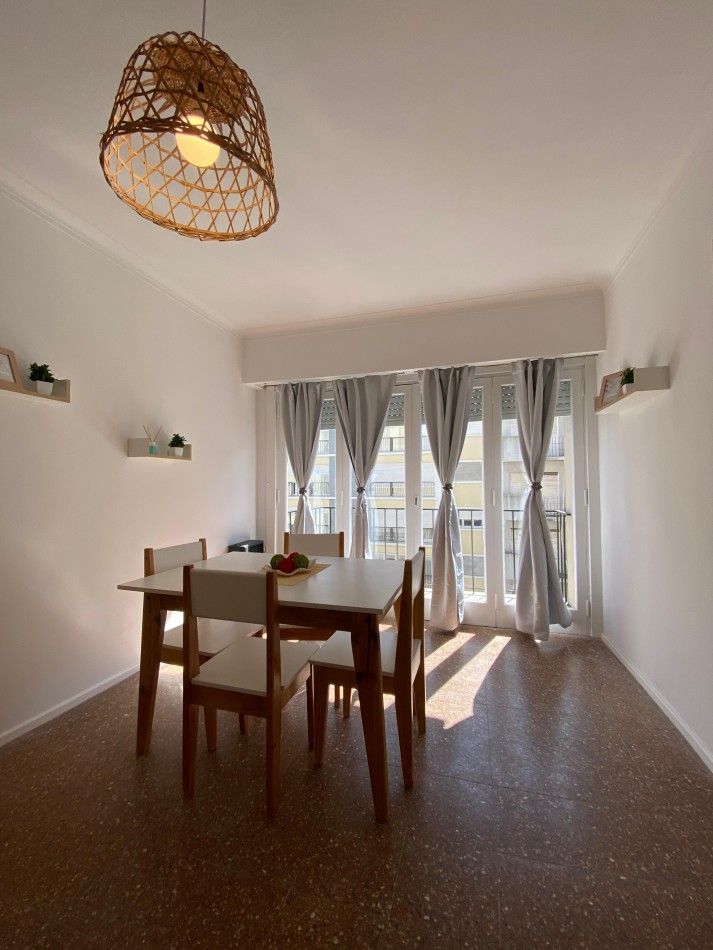 EXCELENTE LOFT DIVISIBLE 28 M2 C BALCON RECICLADO ZONA GUEMES